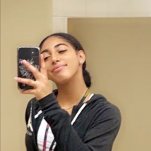 Meet your Posher, Jaylynn